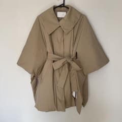 新品タグ付き✨ Ballsey パデットツイル ベルテッドポンチョ 未使用タグ付き Ballsey パデットツイル ベルテッドポンチョ 完売品