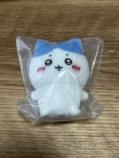 【新品未開封】ちいかわ　おすわりぬいぐるみ1 ハチワレのサムネイル