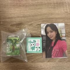 TWICE LOVELYS ミナ しまむら コインシリンダー キーホルダー ミナのサムネイル