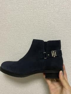 ショートブーツのサムネイル