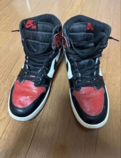 Nike Air Jordan 1 赤黒ブレッドトゥのサムネイル