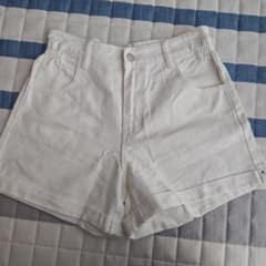 Dazy ホワイト デニム ショートパンツ Mサイズ