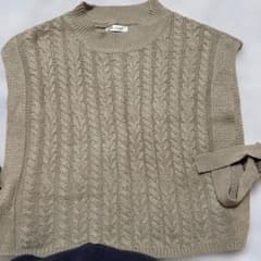 Rafnaf ケーブルニットベスト L ベージュのサムネイル