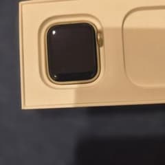 Apple Watch SE 第2世代 40mm スターライトアルミニウムケースのサムネイル