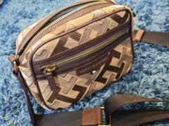 TOMMY HILFIGER ショルダーバッグのサムネイル