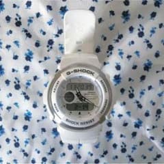 G-SHOCK ホワイトのサムネイル