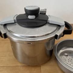 T-fal 圧力鍋 ステンレススチール 6L 蒸し器付きのサムネイル