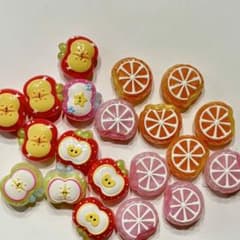 １個¥25フルーツ　ビーズ　カスタム　ストラップ　ボールペンのサムネイル