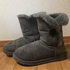 値下げ！UGG ムートンブーツのサムネイル