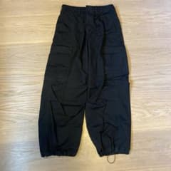 カーゴパンツ 黒 GU Sのサムネイル