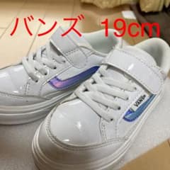 3/17まで   2回使用  スニーカー バンズ  19cm  プロフ必読のサムネイル