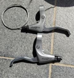 BL−4600 左右　tiagraのサムネイル