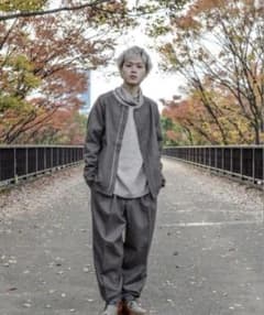 ド*ン様 yotsuba ノーカラージャケット & ワイドスラックス セット yotsuba ノーカラージャケット＆ワイドスラックス セット - メルカリ