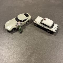 タイムスリップグリコ トヨタ2000GT パトカー フィギュアのサムネイル
