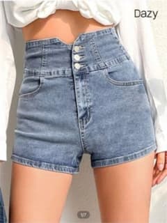 ショートパンツ　SHEINのサムネイル