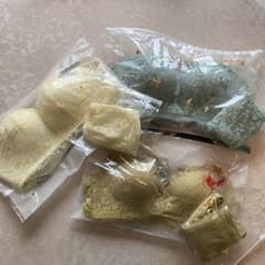 ブラ&ショーツ3点セットのサムネイル