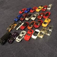 トミカ２６台  まとめ売りのサムネイル