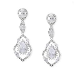 【新品未使用】　Love Tiara イヤリングのサムネイル