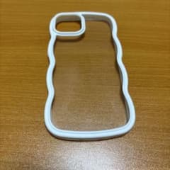 ホワイトシリコンiPhone14ケースのサムネイル