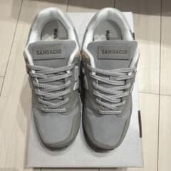 新品 未着用 にゅ～ず 『 GRAY 』 10周年限定モデル 23.5cm - メルカリ