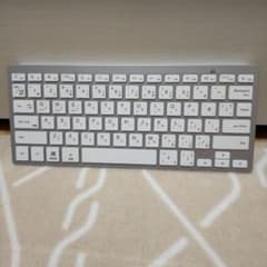スリーコインズ ワイヤレスキーボード ジャンク品のサムネイル