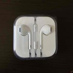 iPhone 純正 イヤホンのサムネイル