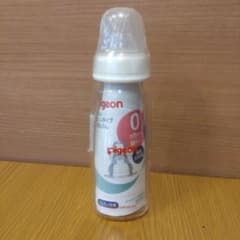 Pigeon 哺乳瓶 S丸穴 200mlのサムネイル