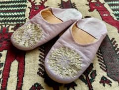 FatimaMoroccoファティマモロッコ刺繍入り レザーバブーシュのサムネイル