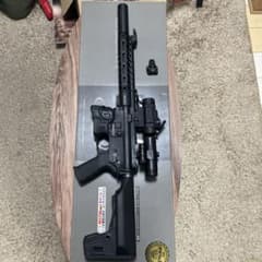 M4A1 エアガン 東京マルイ 次世代電動ガン CQB-R カスタム多数 - メルカリ