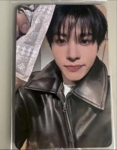 TREASURE PLEASURE 対面サイン会特典トレカ ジョンファン - メルカリ