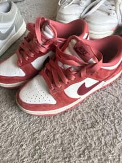 Nike Dunk Low 赤/白のサムネイル