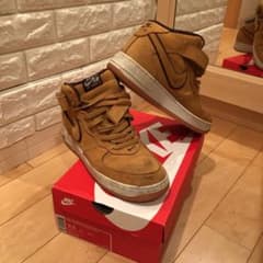 最終値下げ NIKE AIRFORCE1のサムネイル