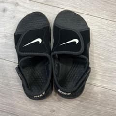 ナイキ　キッズサンダルのサムネイル