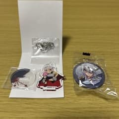 ニジゲンノモリ×鬼滅の刃　スタンド付きアクリルキーホルダーと缶バッチのセットのサムネイル