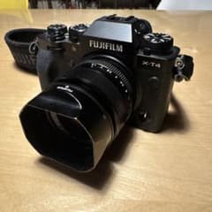 富士フィルムFUJIFILM　X-T4ボディ+35mmf1.4レンズ 富士フィルムFUJIFILM X-T4ボディ+35mmf1.4レンズ - メルカリ