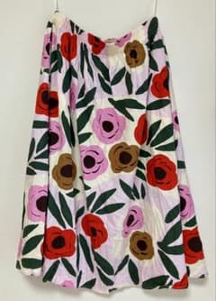 UNIQLO x marimekko 花柄 フレアスカートのサムネイル