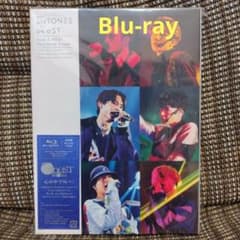 SixTONES/on eST〈初回盤・2枚組〉 - メルカリ