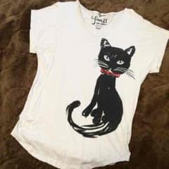 フォーエバー21 ネコ グレー てろてろTシャツのサムネイル