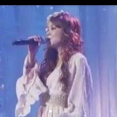 安室奈美恵着用と色ちがいのサムネイル