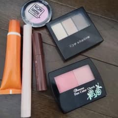 コスメ まとめ売り アイシャドウ チーク 6点セット - メルカリ