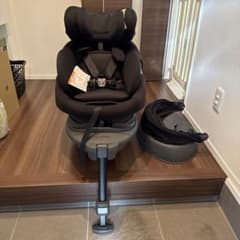 combi コンビ THE S plus ISOFIX エッグショック ZDのサムネイル