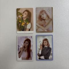 TWICE サナ トレカ 4点セットのサムネイル