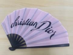 Christian Dior ディオール 飾り扇子　飾るだけで優雅な空間を演出 Christian Dior - DIORディオール プラチナ シーズナルギフト