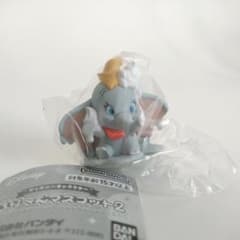 ダンボ カプセルトイ フィギュアのサムネイル
