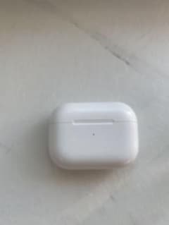 APPLE MR2A2LL/A AirPods pro ケースのみのサムネイル