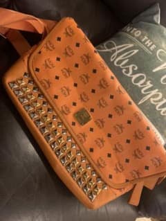 MCMショルダーバックのサムネイル