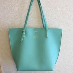 通勤にも使えるキレイめトートバックのサムネイル