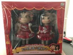 非売品 ペコちゃん&あっちゃん コラボ記念人形セットのサムネイル