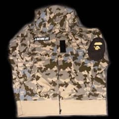 A BATHING APE 迷彩パーカーのサムネイル