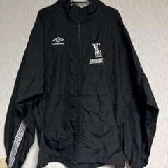 Umbro ナイロンジャケット ブラックのサムネイル